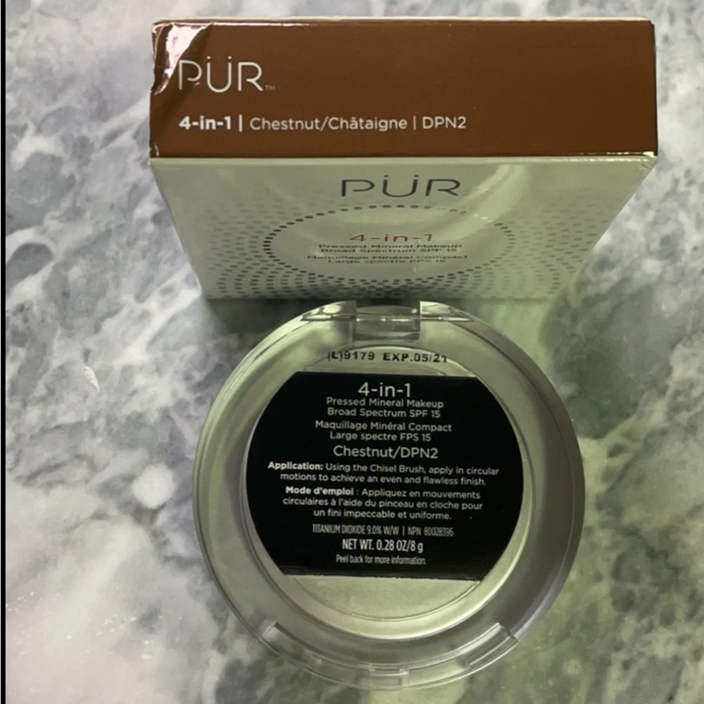 New Pur 4-in-1 Pressed Powder‎ Foundation Chestnut